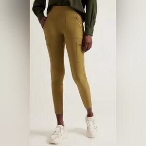 Athleta Headlands Hybrid Cargo II Tight Tapestry Gold Light Green sz 22 Gorpcore